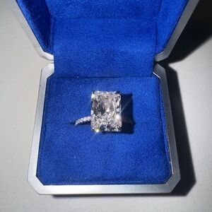 4.00 ctw radiant cut lab grown diamond engagement ring
